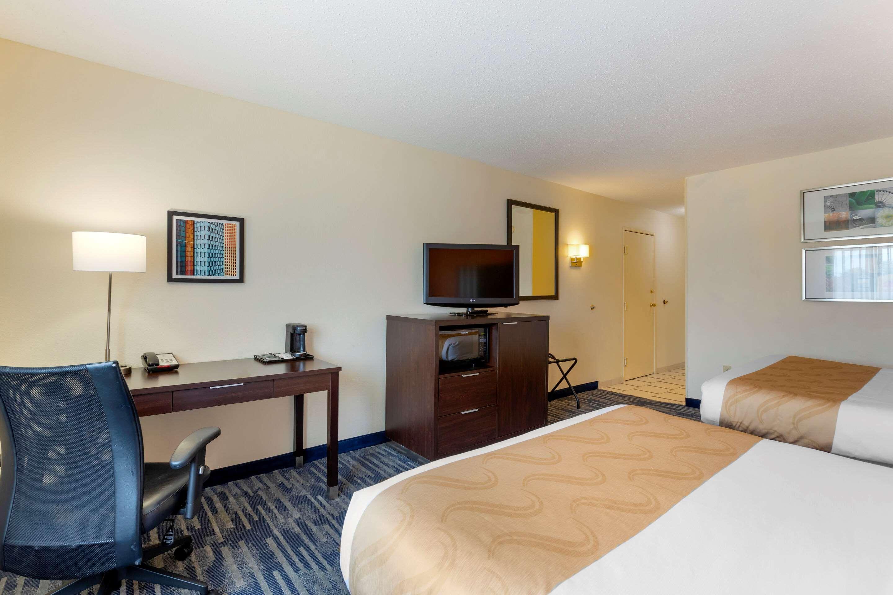 Quality Inn & Suites Keokuk North Eksteriør billede